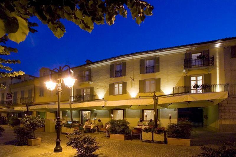 Albergo Badellino Bra Exterior photo