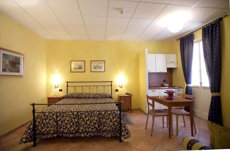 Albergo Badellino Bra Exterior photo